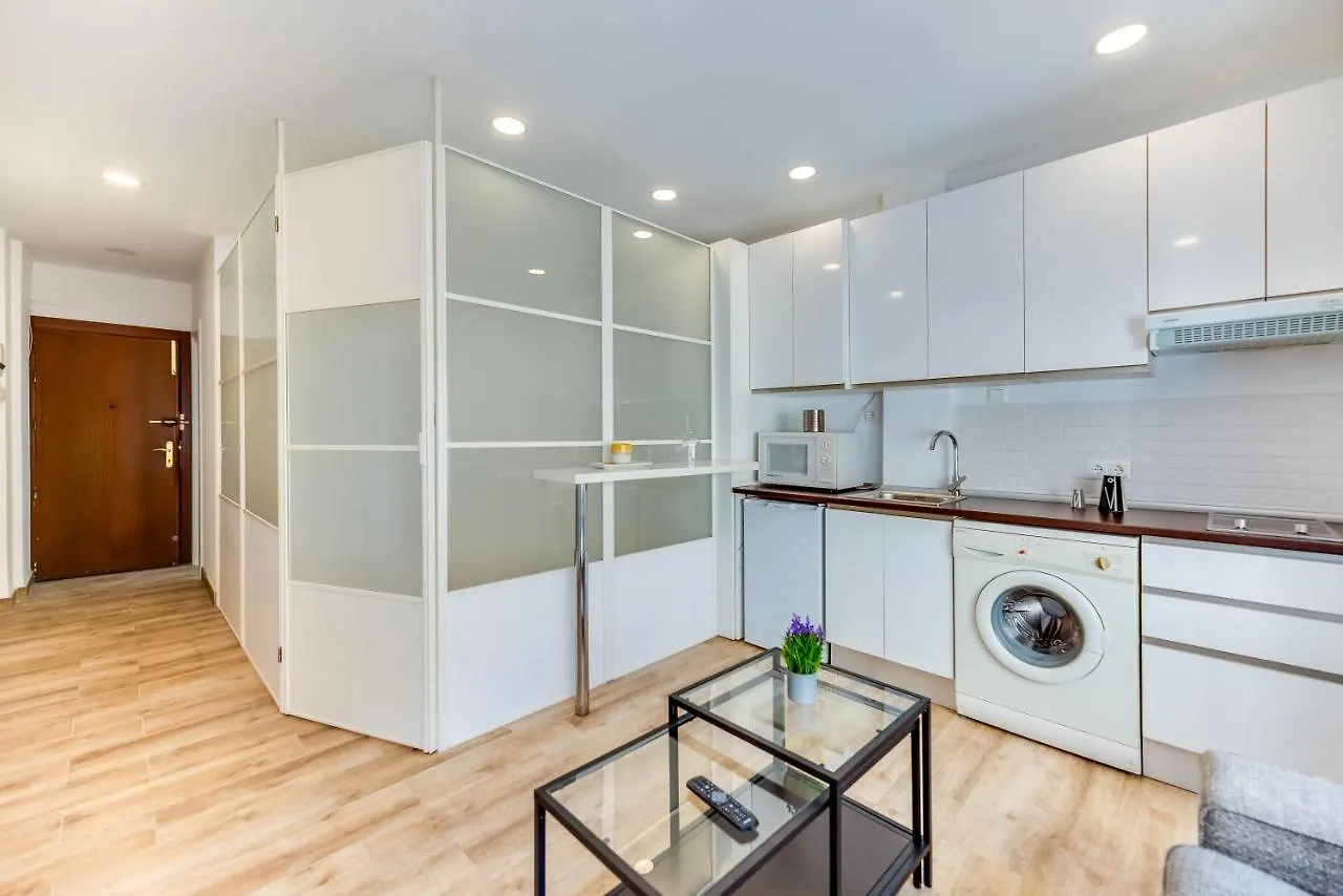 Lxr Renovated & Pool 1Hab. Apartamento Torremolinos 0*,  España